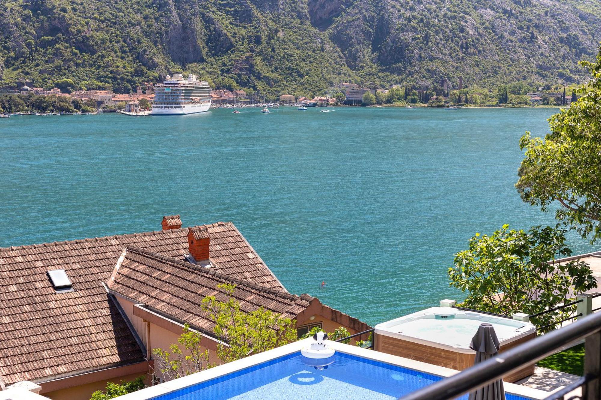 Dekaderon Lux Apartments Κότορ Εξωτερικό φωτογραφία